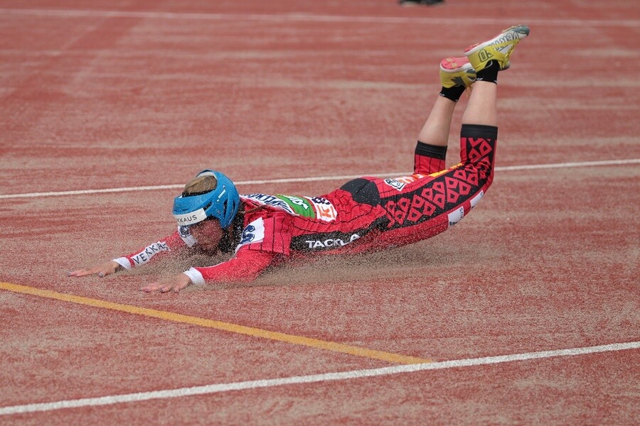 Yle Puheella ennakoidaan Itä-Länsi-viikonloppua perjantaina – keskustelua pesäpallosta ja useita mielenkiintoisia puhujia