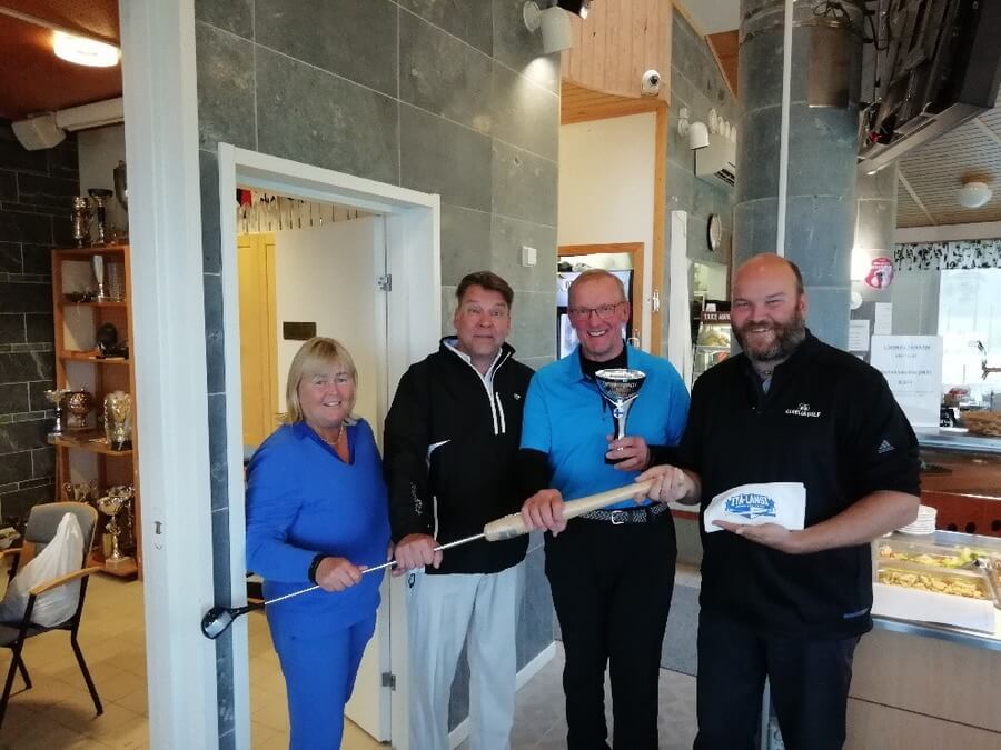 Itä-Länsi Golf tempasi osallistujat mukaansa – olosuhteisiin nähden kelpo tuloksia