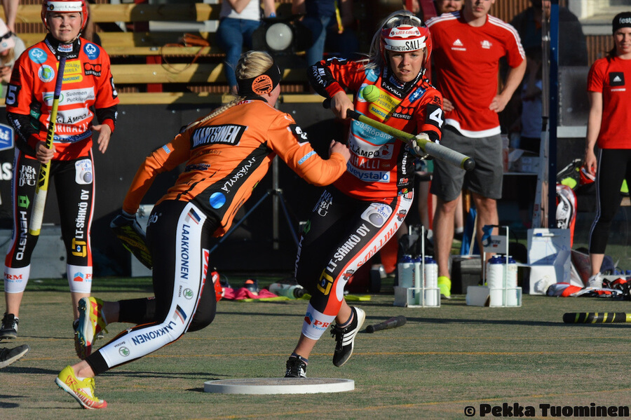 Kirittäret ja Pesäkarhut Nelosen maksuttoman kanavan huippuottelussa sunnuntaina