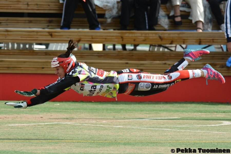 Pesäkarhuissa jatkava Milla Lindström: ”Tavoitteenani on pelata elämäni parasta pesistä”