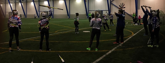 Pesäpallon naisten Halli-SM-turnauksessa neljä vahvaa ennakkosuosikkia