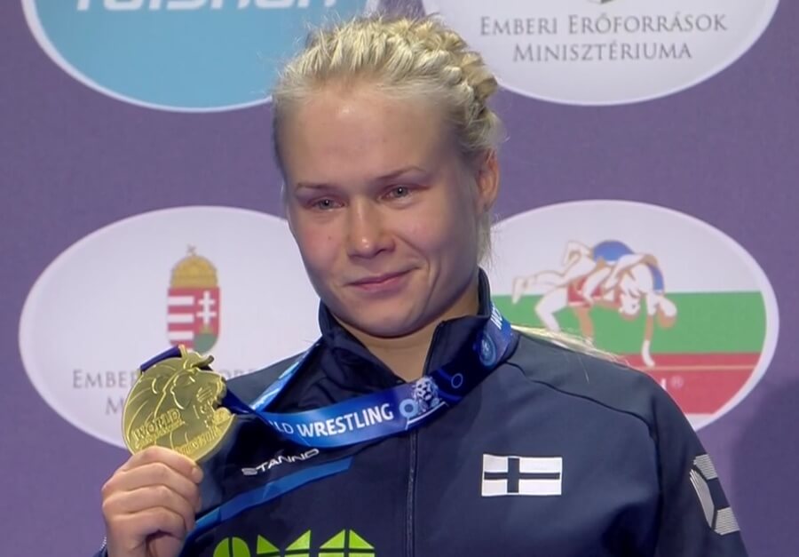 Maailmanmestari Petra Olli palaa Suomeen – pesäpalloileva Perttu-veli jännitti finaalia Budapestissa