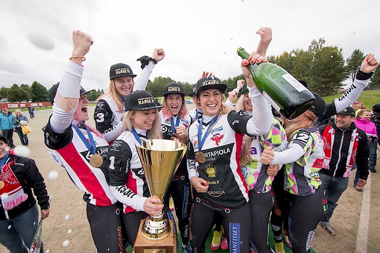 Kohti omia junioreita -dokumentti katsottavissa Manse PP:n YouTube-kanavalla