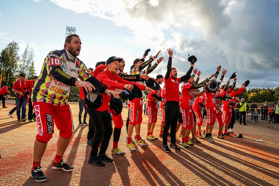 Joensuun Maila miesten Superpesiksen uusi hallitsija – seurahistorian ensimmäinen mestaruus!