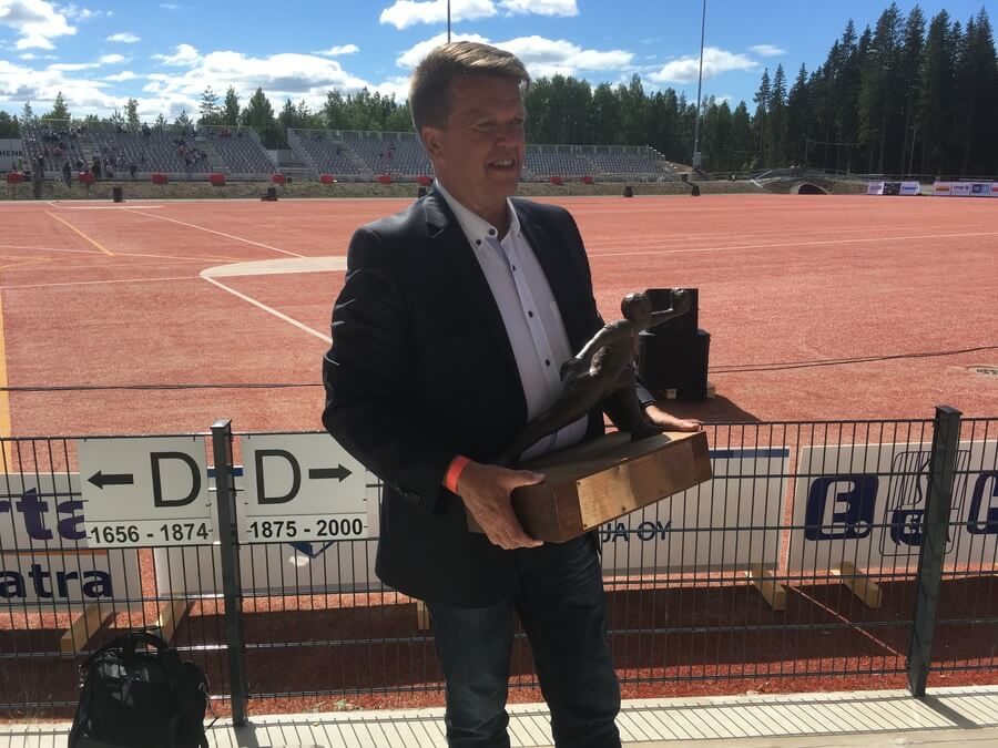 Arto Luoma vastaanotti Vimpeli-palkinnon