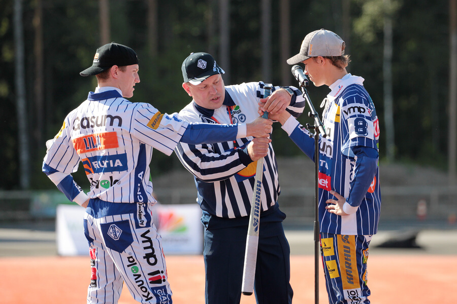 Kouvola ja Kitee lohkovoittajina poikien Superpesiksen puolivälieriin