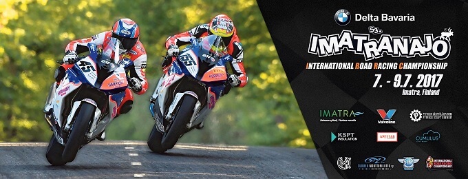 Naisten Itä-Länsi päräyttävästi käyntiin Imatranajo-hengessä – moottoripyörän kyydissä avauskiilaan!