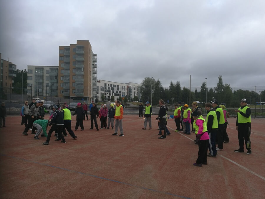 Espoon Pesis järjesti tapahtuman kehitysvammaisille – pesäpallo sopii erityisryhmille