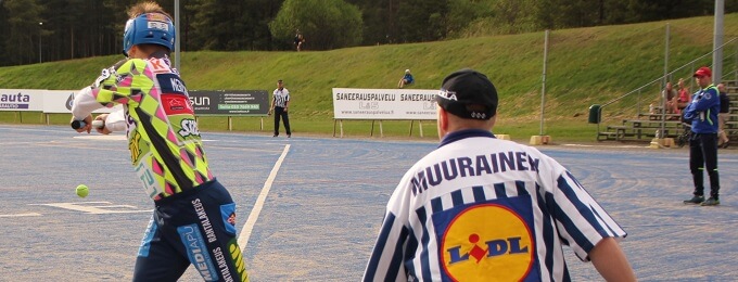 Tommi Nupponen ja Ossi Muurainen viheltävät miesten Itä-Länsi-ottelun Imatralla