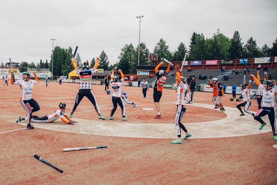 Kirittärien juhlat jatkuivat Keski-Suomen Pesiksen palkitsemistilaisuudessa