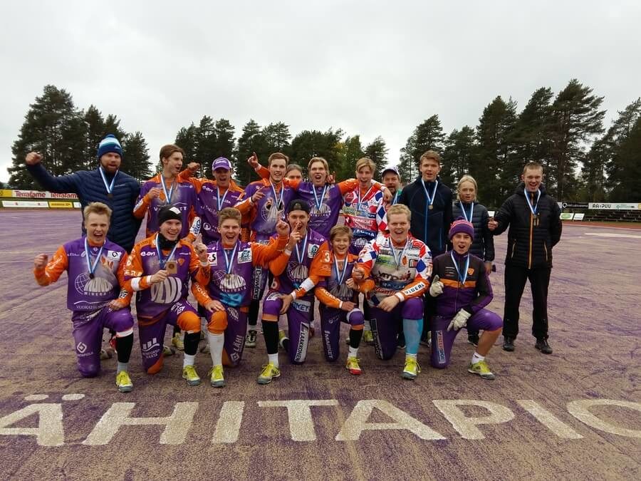 Sotkamon Jymylle B-poikien pronssia – pelinjohtaja Riku Tolosen kauteen kaksi onnistunutta projektia