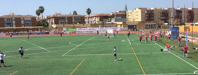 2716 katsojaa hymyilivät kilpaa auringon kanssa – Sotkamon Jymy juhli Fuengirolassa