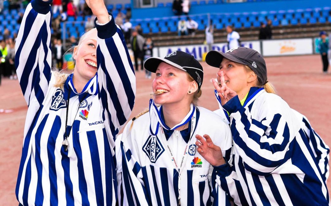 Nuorten tuomareiden tehokoulutusta