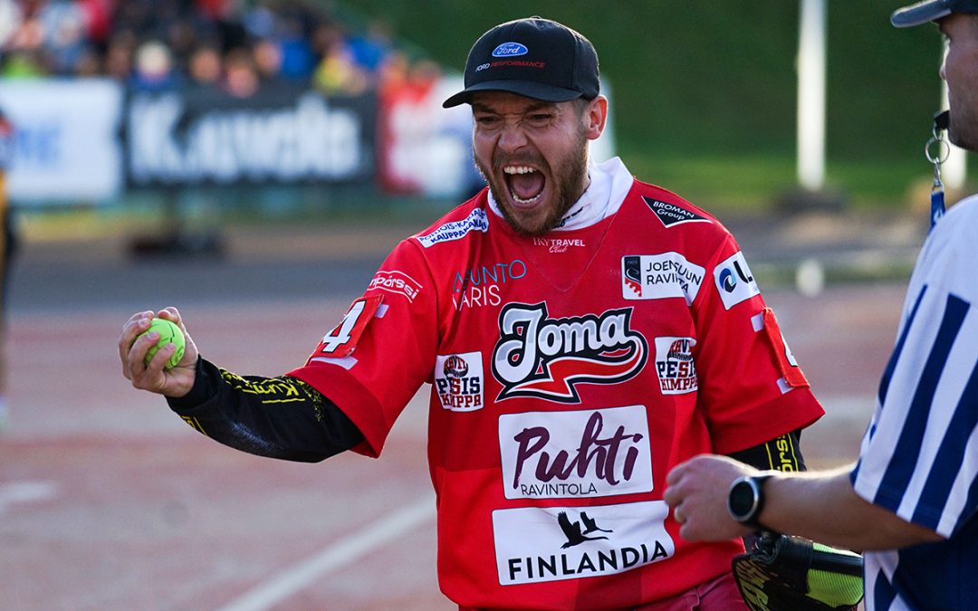 Urheilutoimittajat: Juha Puhtimäki on paras pesäpalloilija 2018!