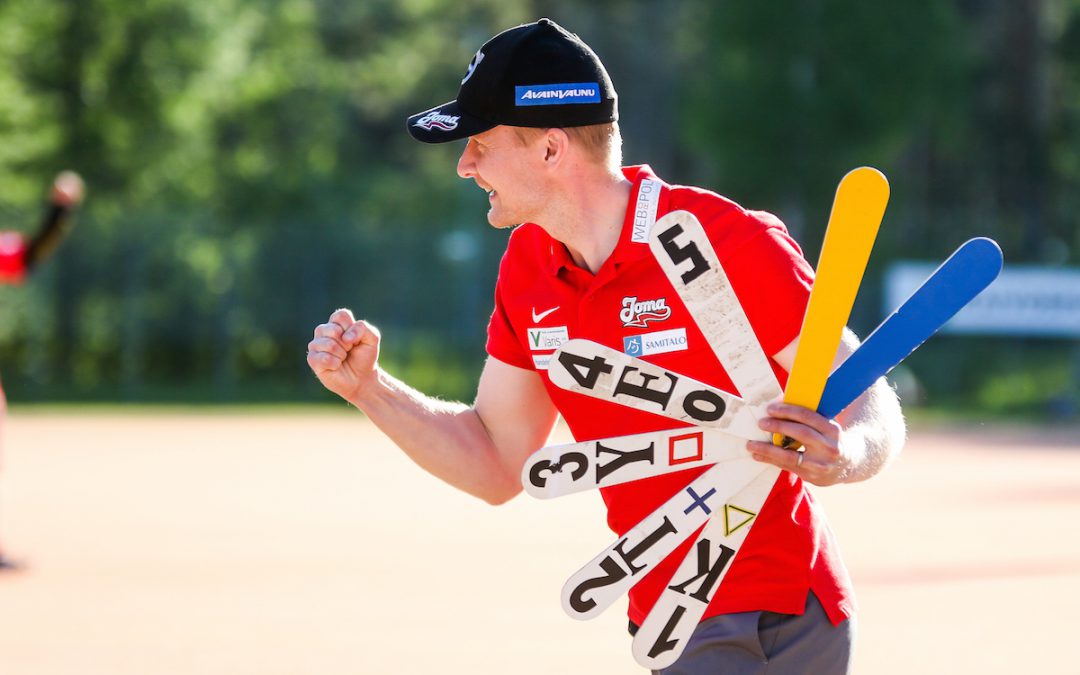 Joensuun Mailan mestarijoukkueelle sateli palkintoja Pohjois-Karjalan Urheilugaalassa