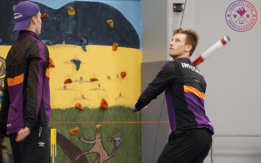 Pesäpalloa kellon ympäri Sotkamon urheilulukiossa – 24h-pesäpalloharjoitukset 1.-2.3.2019