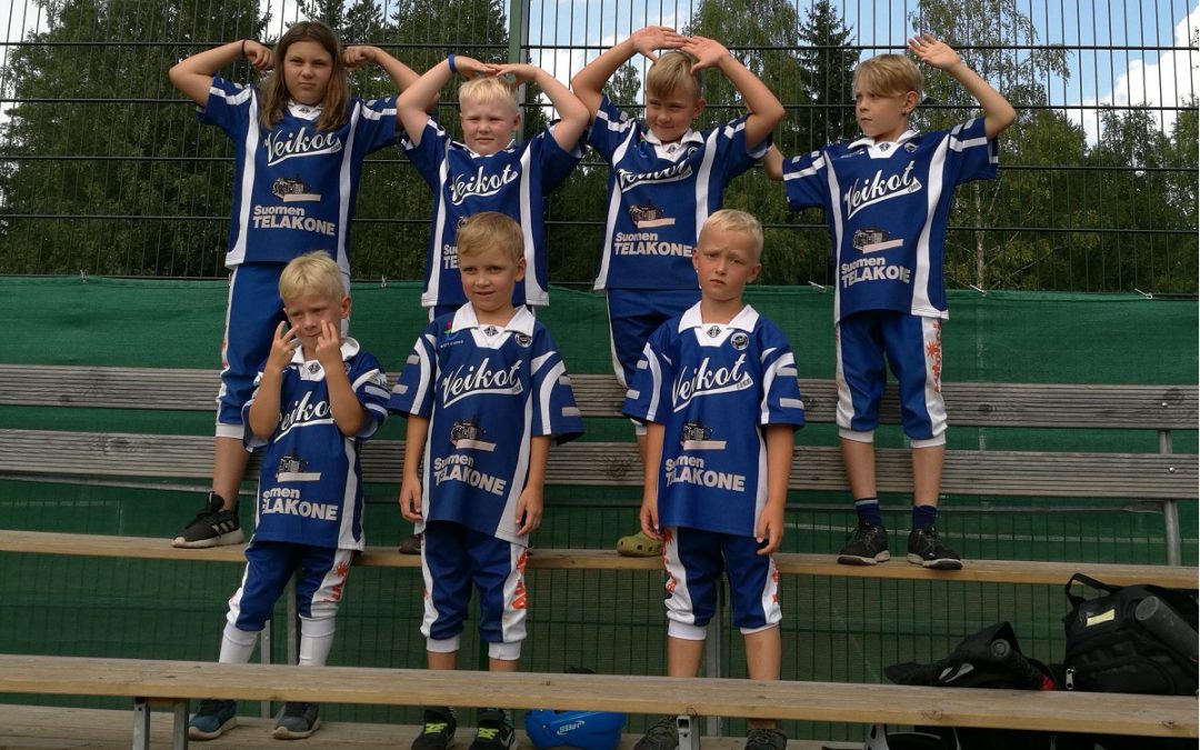 Pienpesisleirille pelaajana, joukkueena tai koko perheen voimin – hulppeat puitteet kylpylähotelli Peurungassa!