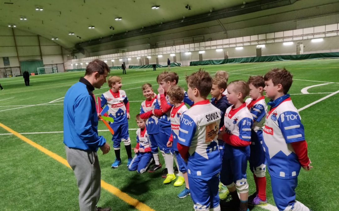 PESISHARRASTUS JATKUU VALMENNUSTEHTÄVISSÄ : KUUKAUDEN VALMENTAJA PEKKA KAIJULA