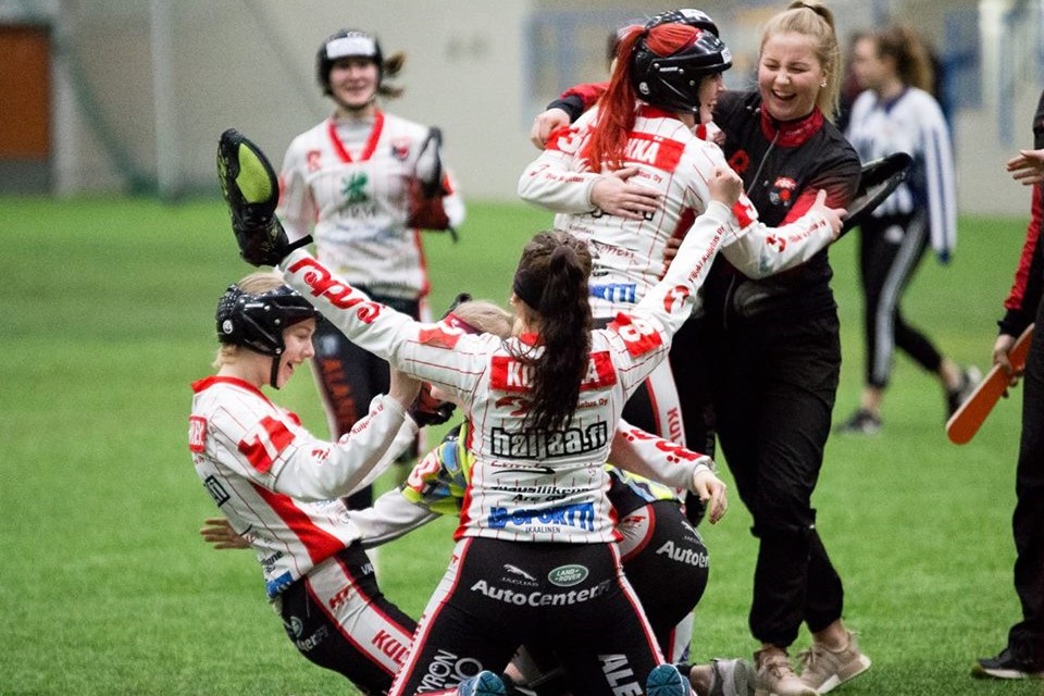 Hämeenkyrön Räpsä nousi takaoven kautta B-tyttöjen hallimestariksi