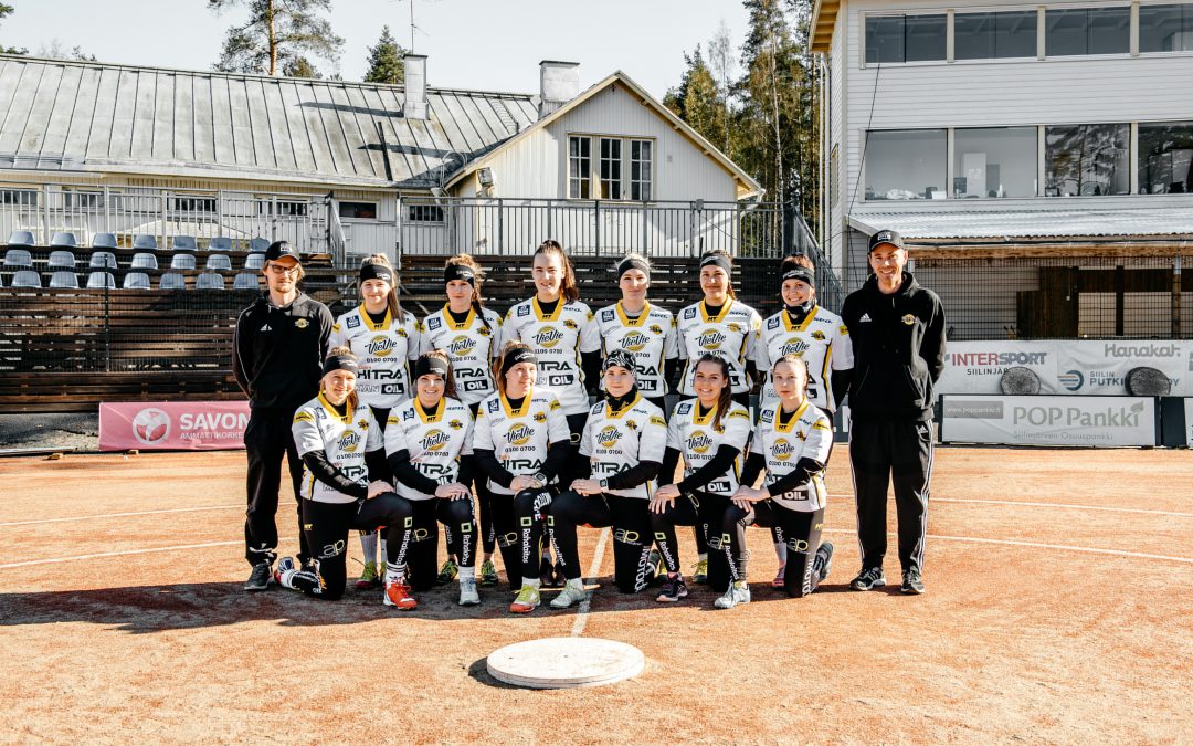 Joukkue-esittely: Siipettäret, Naisten ykköspesis