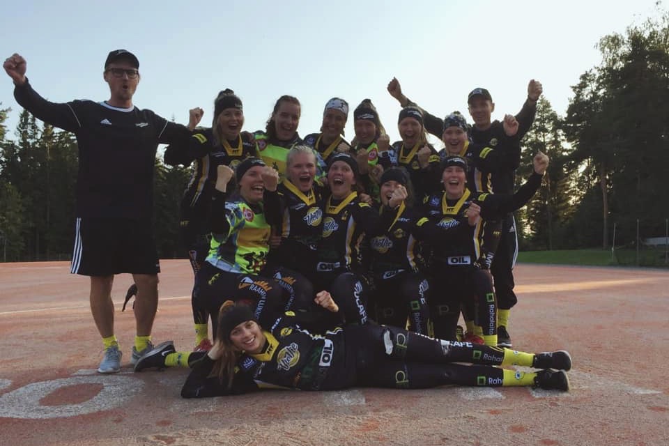 Siipettäret yllätti Pöytyällä – sarjanousija pelaa paikasta Superpesikseen!