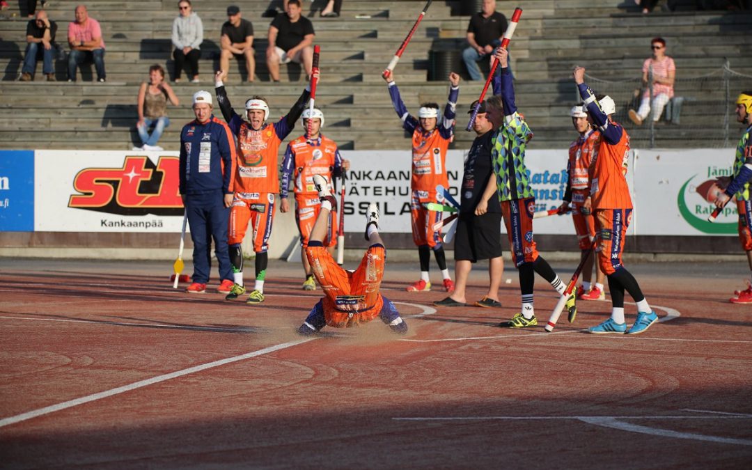 Neljä parasta jatkavat poikien Superpesiksen ja B-poikien SM-sarjan välieriin