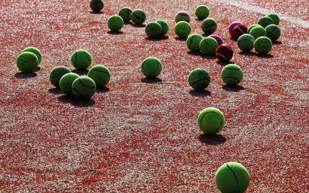 Miehet pinkeissä pelihousuissa? – Viinijärven Urheilijat räväyttää uudella aluevaltauksellaan!