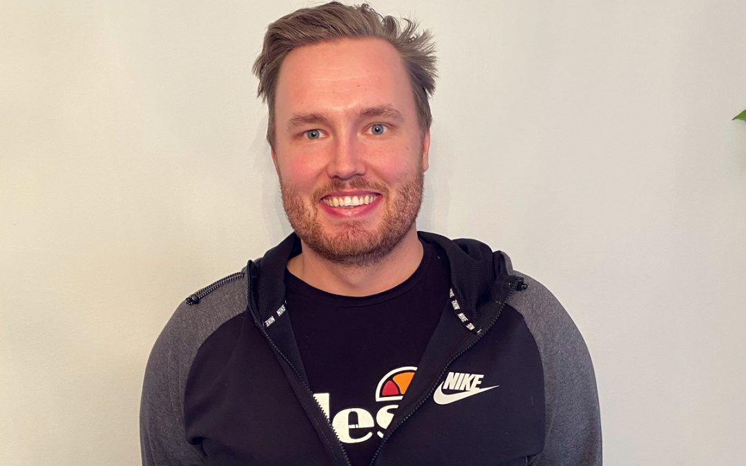 Antti Vallivuori siirtyy junioripäälliköksi Pöytyän Urheilijoiden pesäpallojaostoon