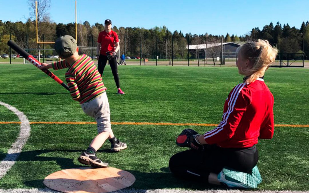 Pesäkarhujen Valmentaja-akatemialle myönnettiin 15 000 euroa seuratukea