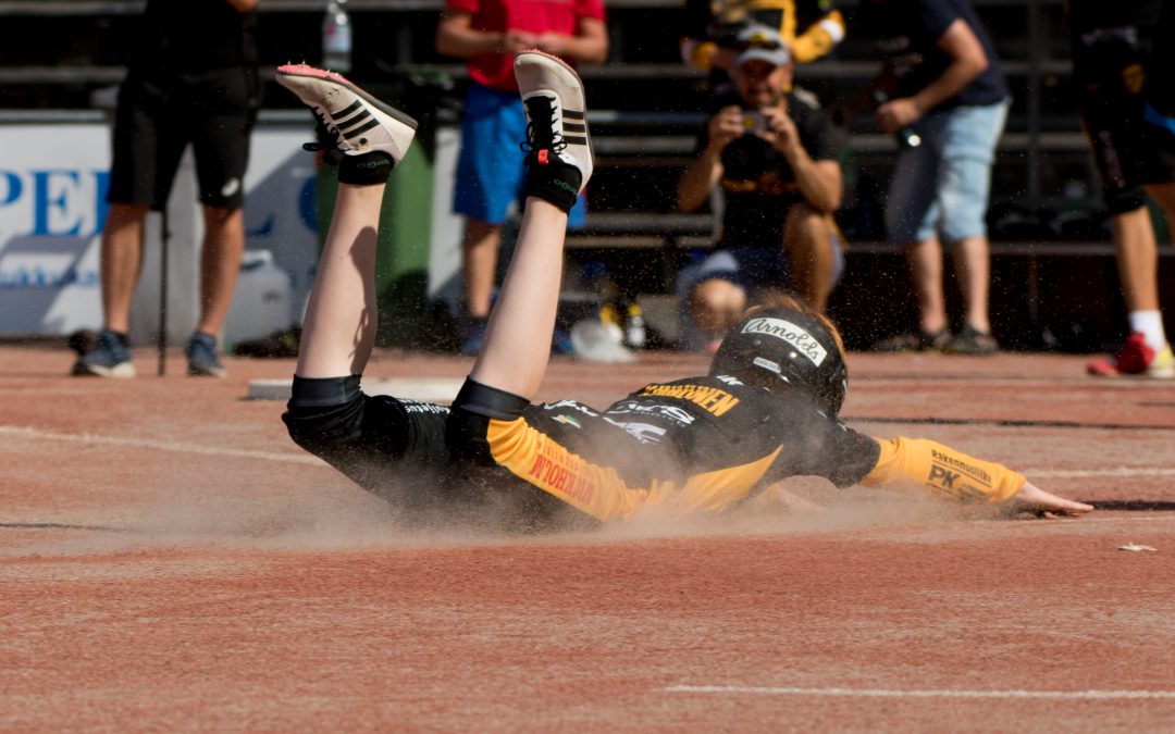 Pesäpallon sarjatoiminta pysyy vahvana koronatilanteesta huolimatta!