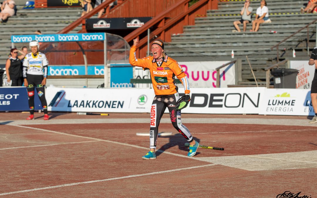 Vuoden lukkari Mari Mantsinen edustaa Kirittäriä myös kaudella 2021!