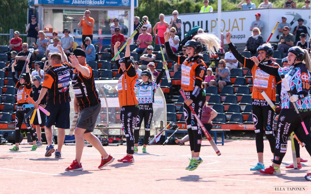 Hamina tunnetaan nykyisin myös naisten huippupesäpallostaan – ”hyvin on menty eteenpäin”