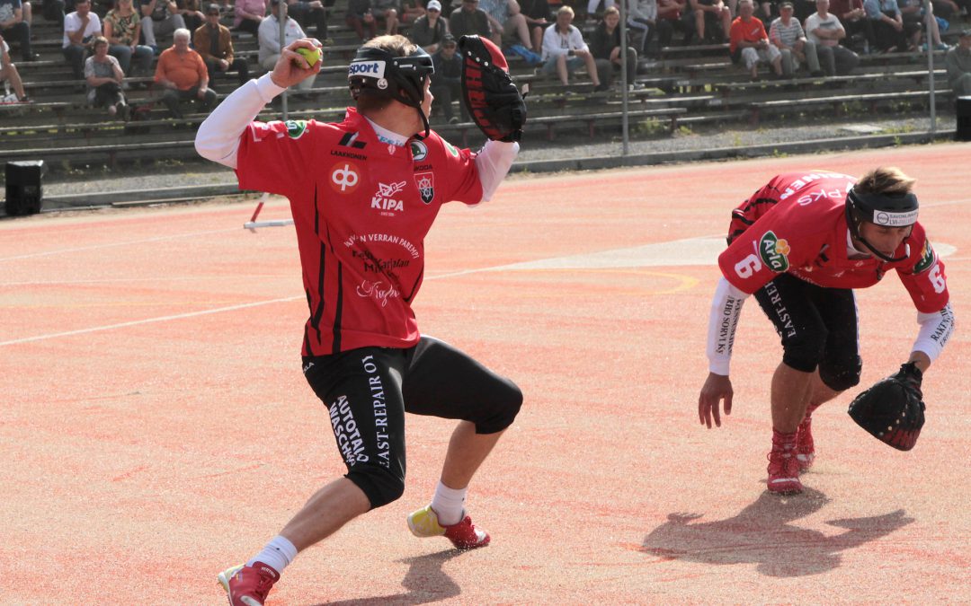 Pesisuutiset matkustaa kiteeläisen pesäpallokulttuurin ytimeen