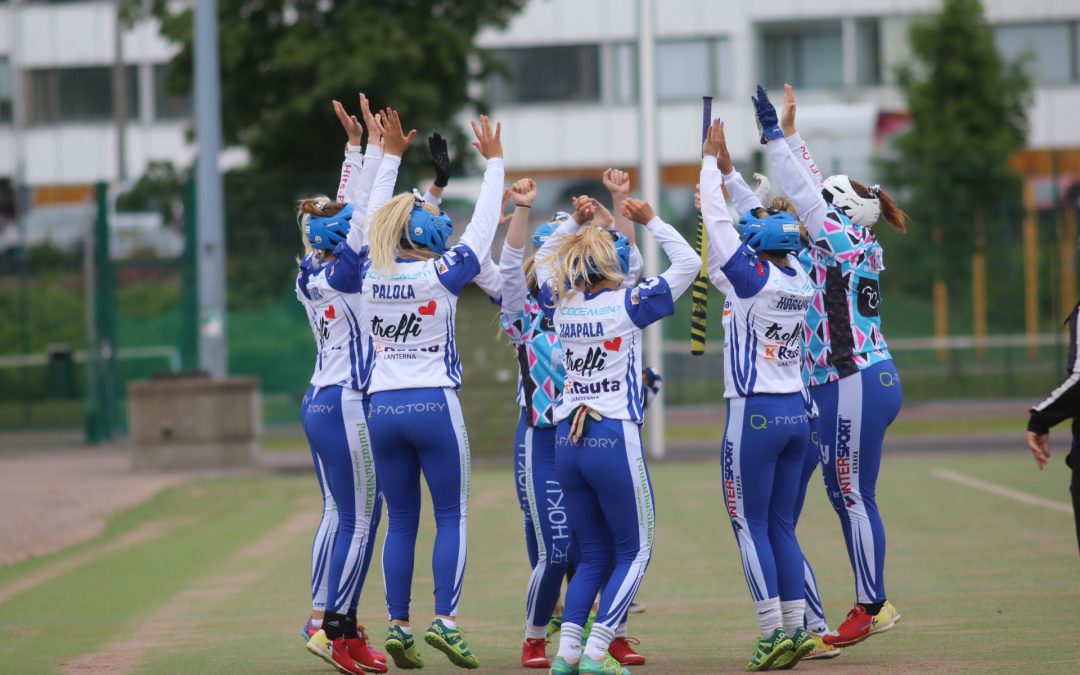 Roihu on voiton päässä Superpesiksestä – naisten Ykköspesiksen toinen loppuottelu Vaasassa sunnuntaina