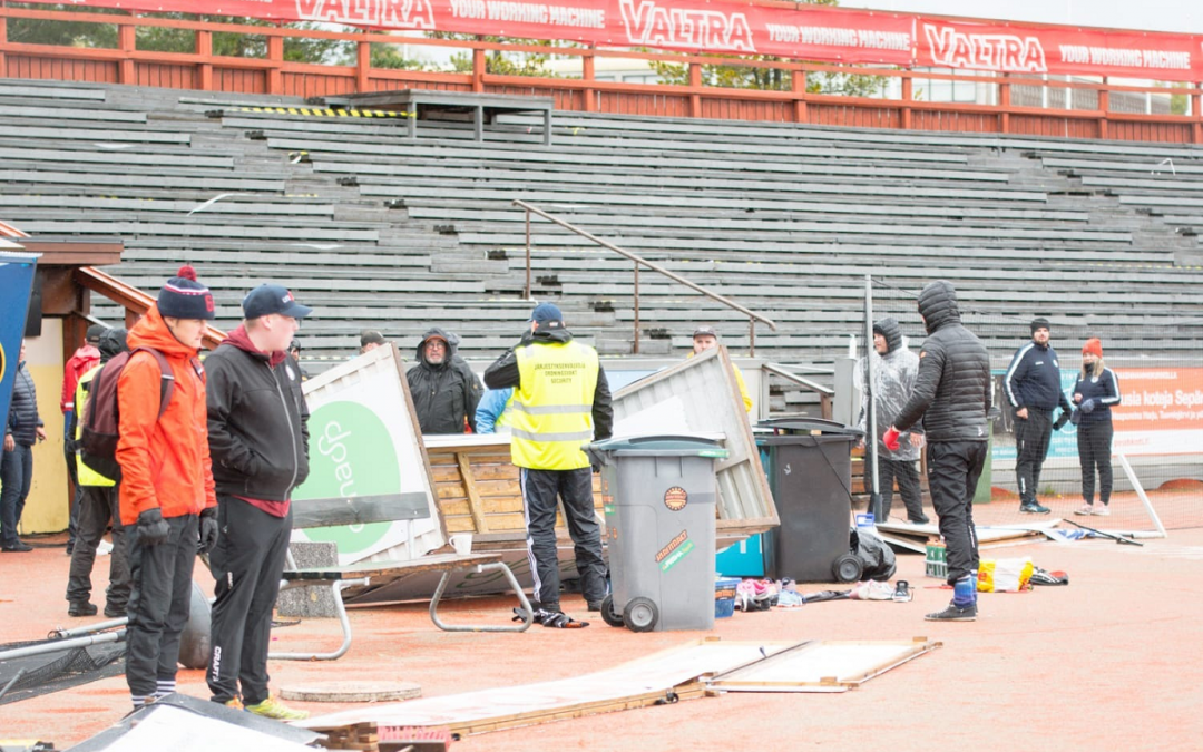 Naisten loppuottelu peruttu tältä päivältä – siirtyy perjantaille!