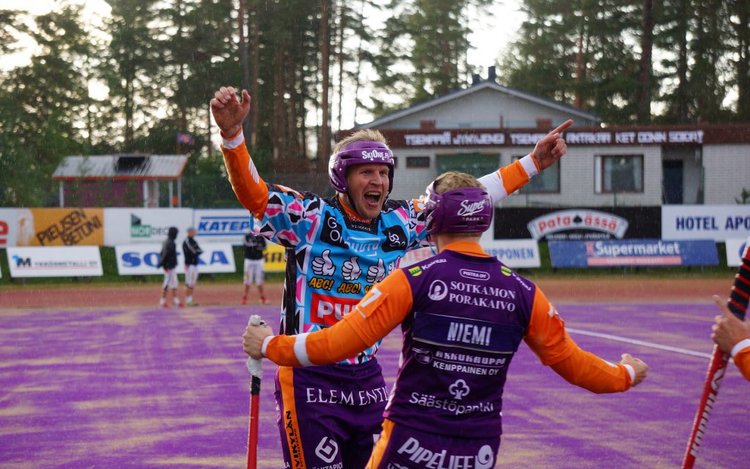 Kiikarissa jo 12. Suomen mestaruus – voiko Roope Korhonen iskeä urallaan jopa 2000 lyötyä Superpesiksessä?