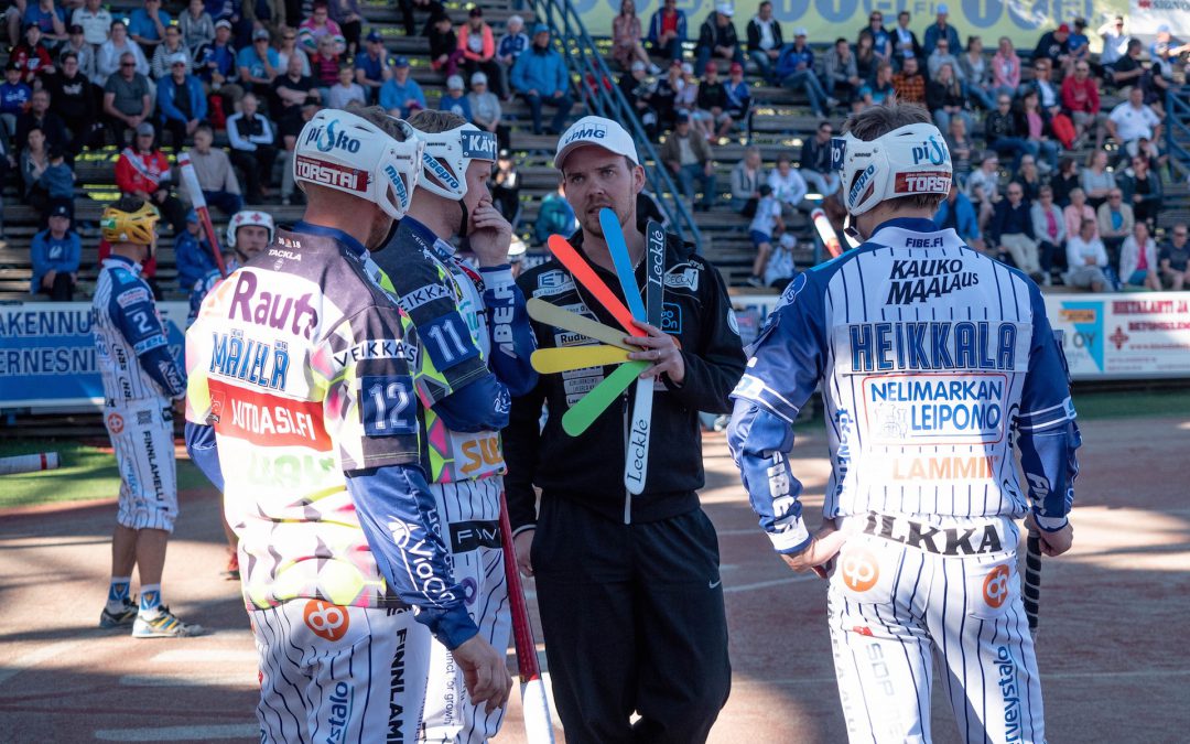 Pesisuutiset: Sami-Petteri Kivimäki analysoi miesten Superpesiksen välieriä!