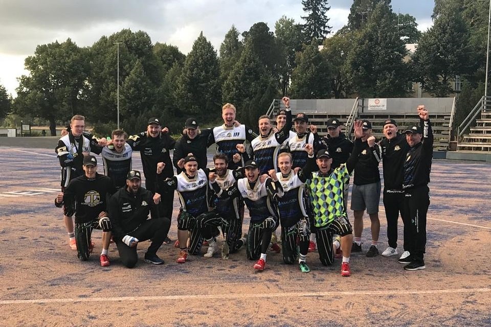 Neljä uutta joukkuetta suomensarjasta Ykköspesikseen