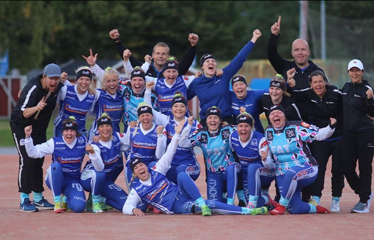 Eteläinen alue palkitsi kauden onnistujia – vuoden innostavat pesisteot Roihulle, Varsinais-Suomeen ja Lohjalle