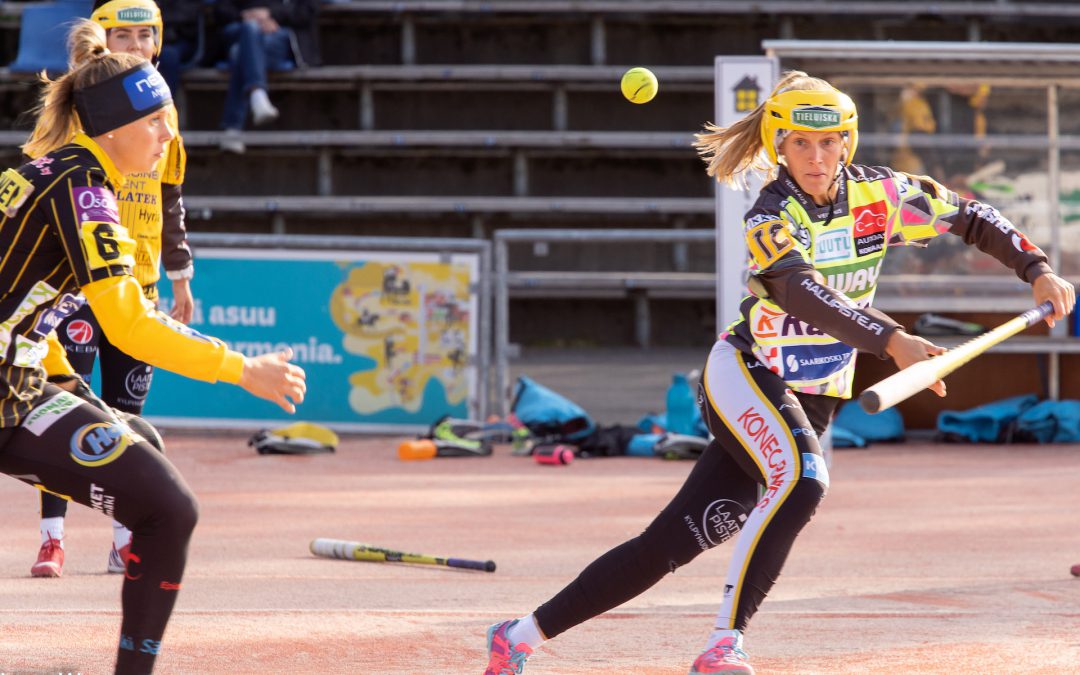 Marianne Penttinen tekee paluun Superpesikseen ja Roihuttariin