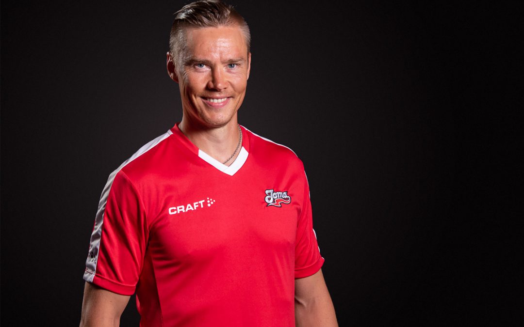 Mikko Korhoselle jatkosopimus – pelinjohtajauutinen rauhoittaa JoMan tekemistä alkavallakin kaudella!