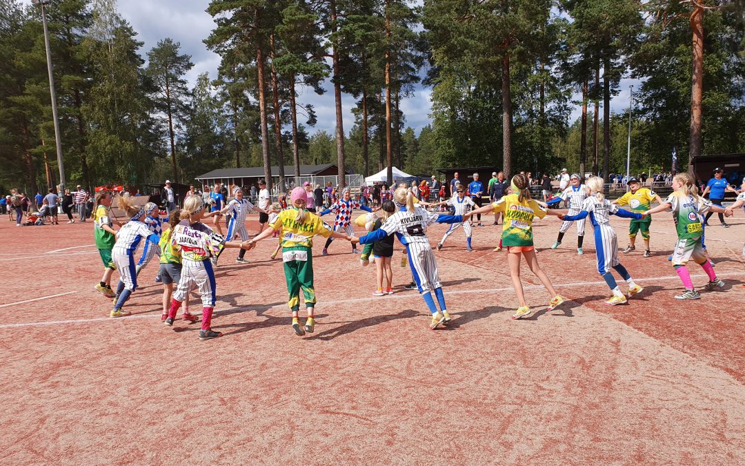 OKM myönsi seuratukea, joukossa 28 pesäpallon ja baseballin hanketta – ”Uusia pienempiä seuroja, jotka saaneet tukea”