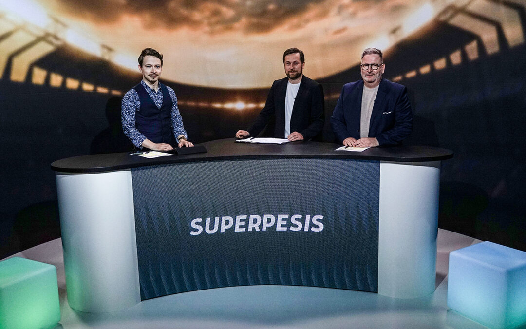 Yli 40 Superpesiksen päälähetystä Ruudussa Itä-Länteen mennessä – uutuutena Supermaanantai kentältä ja studiosta!