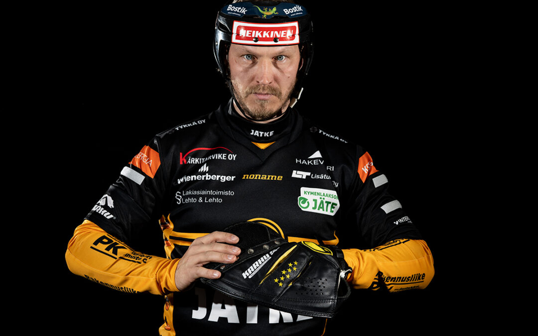 Pesäpallohistoriassa uusi sivu – kaikkien aikojen pesäpalloilija Toni Kohonen kokoaa näköisensä joukkueen Porin arvo-otteluun!