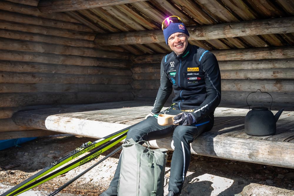 Olympiavoittaja Iivo Niskanen Nuorisoleirin urheilijakummiksi