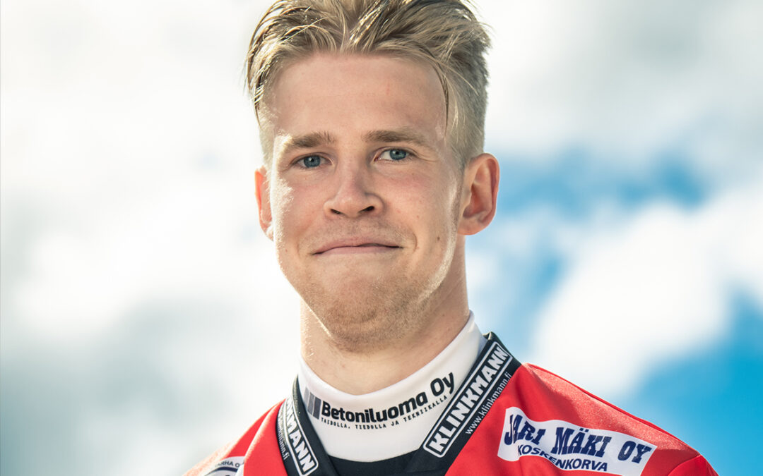 Aku Kettunen uransa ensimmäiseen Itä-Länsi-otteluun!