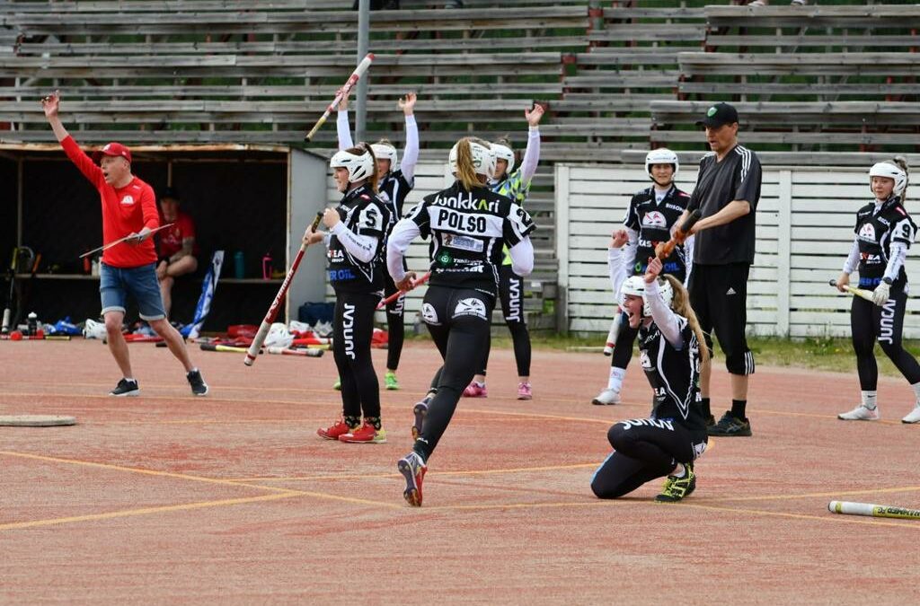 Ylihärmän Pesis-Junkkarit ja Fera Raumalta ratkaisevat välieräpaikan yhdessä ottelussa