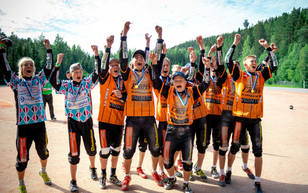 Haminan Palloilijat ja Haapajärven Pesä-Kiilat Suomen mestaruuksiin! – Nuorisoleirin sijoitukset selvillä