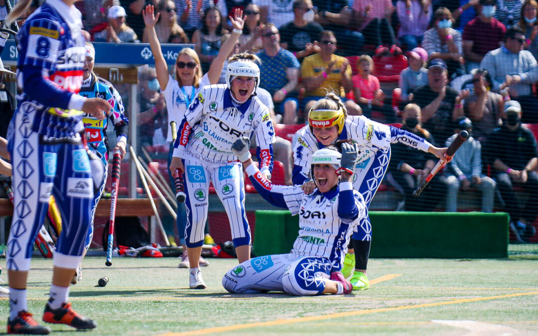 Go On Superjokerit takoivat ratkaisun – yli 3000 katsojaa todisti Lännen voittoa naisten arvo-ottelussa!