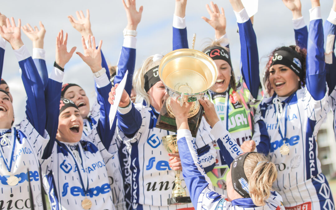 Miesten ja naisten Itä-Lännet maksutta Jimillä, nuorten arvo-otteluita seuraa Fanikamera!